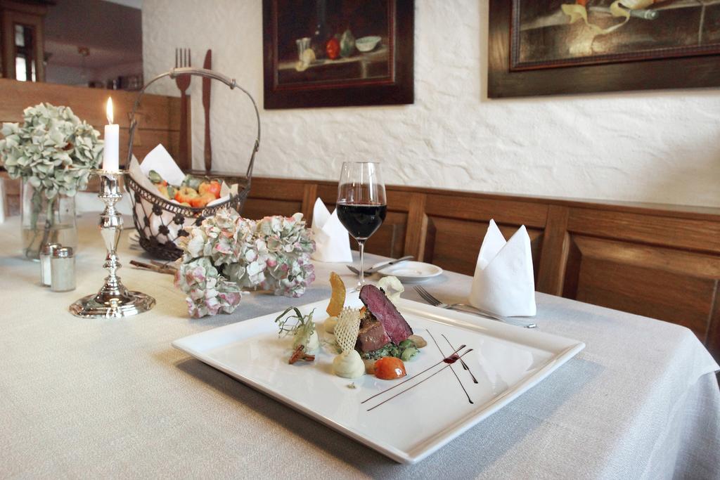 Hotel-Restaurant Roter Ochsen Lauchheim Kültér fotó