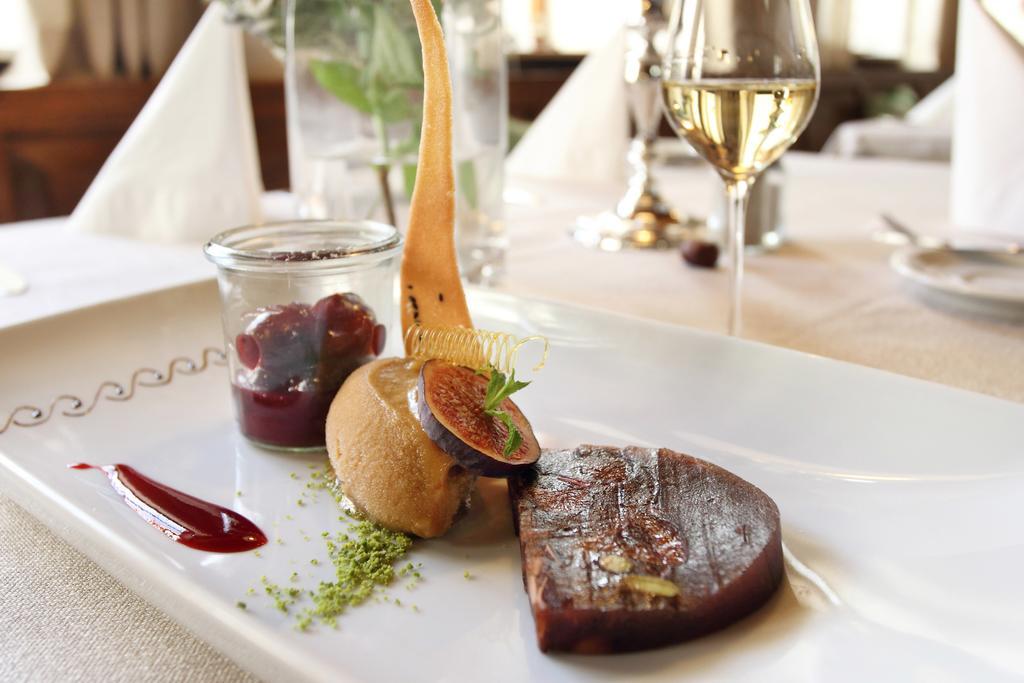 Hotel-Restaurant Roter Ochsen Lauchheim Kültér fotó