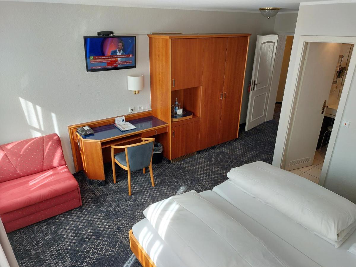 Hotel-Restaurant Roter Ochsen Lauchheim Kültér fotó