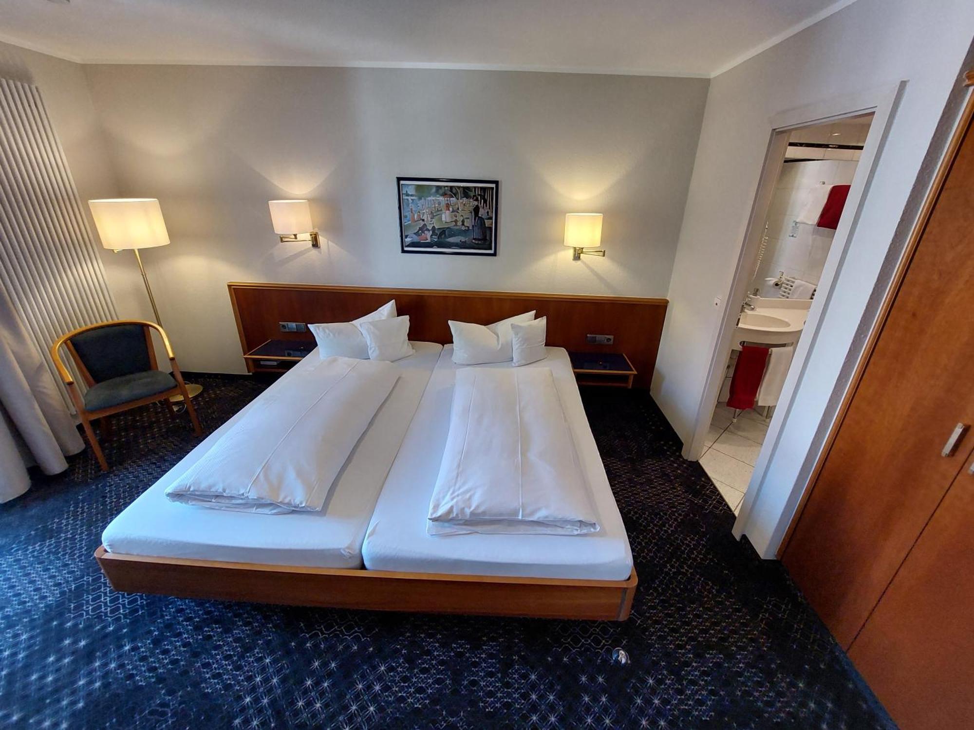 Hotel-Restaurant Roter Ochsen Lauchheim Kültér fotó