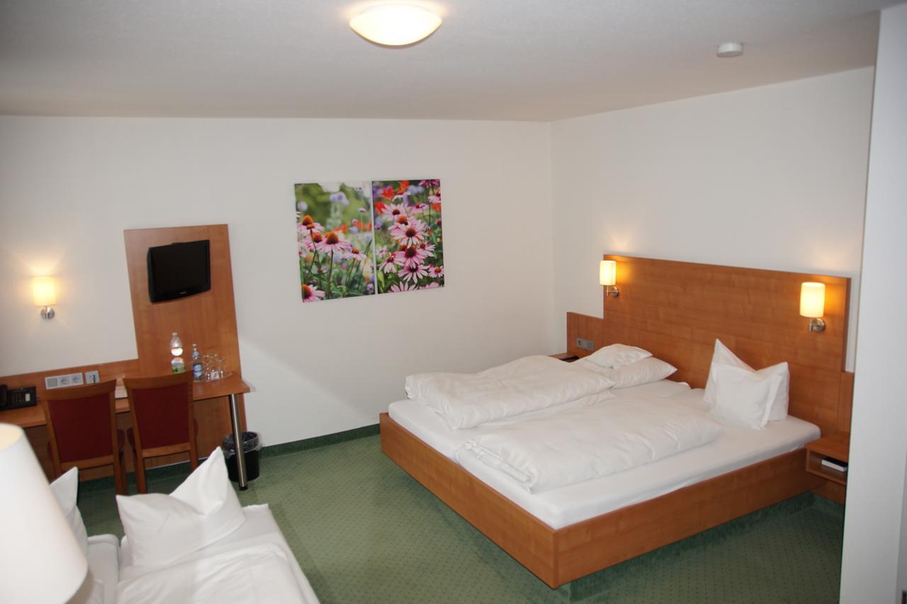 Hotel-Restaurant Roter Ochsen Lauchheim Kültér fotó